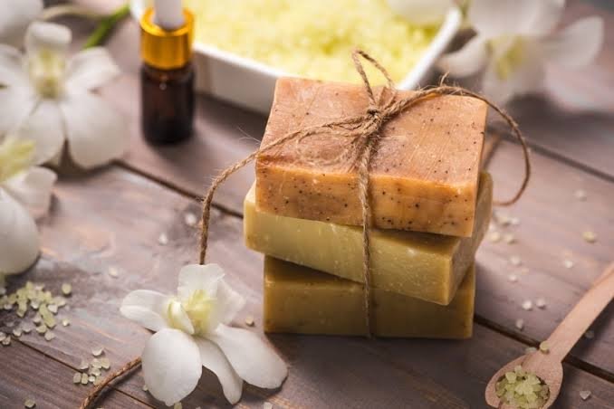 Brightening Lakshadi Soap: Unveil Your Natural Radiance